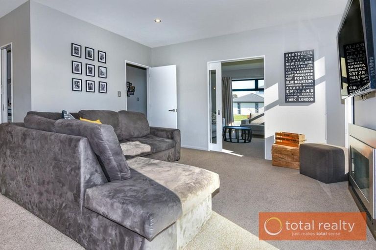 Photo of property in 57 Bradwell Crescent, Halswell, Christchurch, 8025