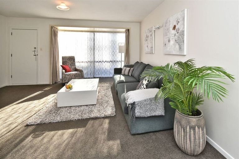 Photo of property in 2/14 Rotherham Street, Riccarton, Christchurch, 8041