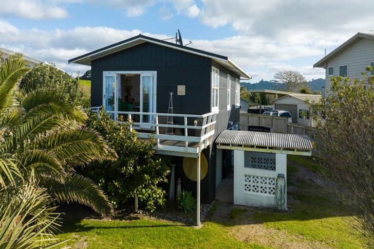 Photo of property in 262 Seaforth Road, Waihi Beach, 3611