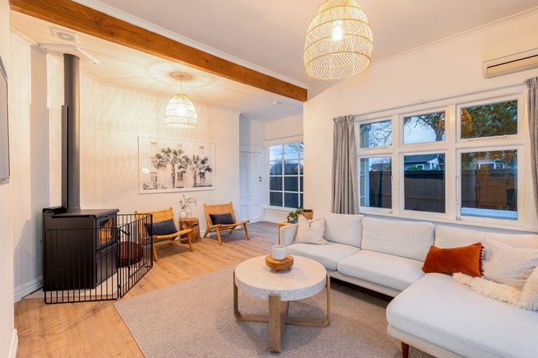 Photo of property in 51 North Avon Road, Richmond, Christchurch, 8013