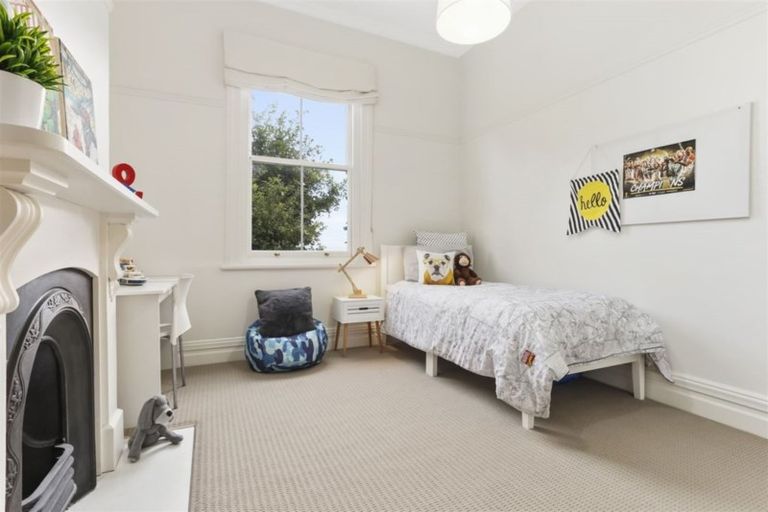 Photo of property in 164 Hinemoa Street, Birkenhead, Auckland, 0626