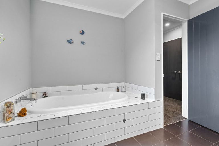 Photo of property in 5523 Masterton Castlepoint Road, Tinui, Masterton, 5889