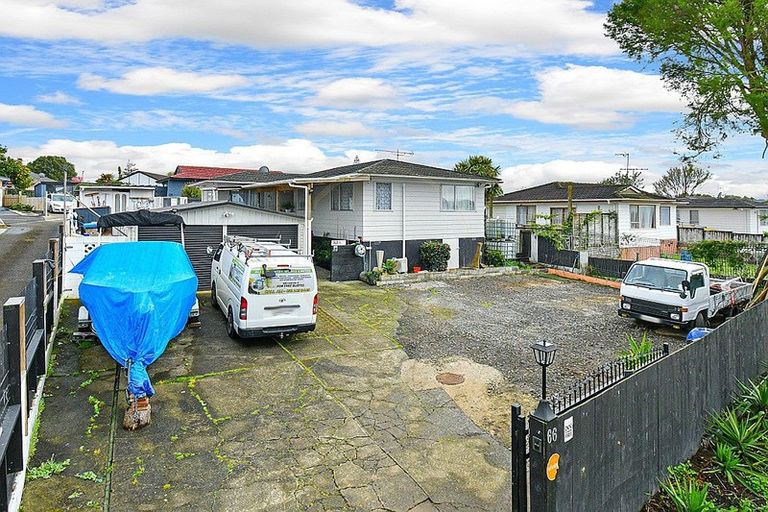 Photo of property in 66 Hyperion Drive, Randwick Park, Auckland, 2105