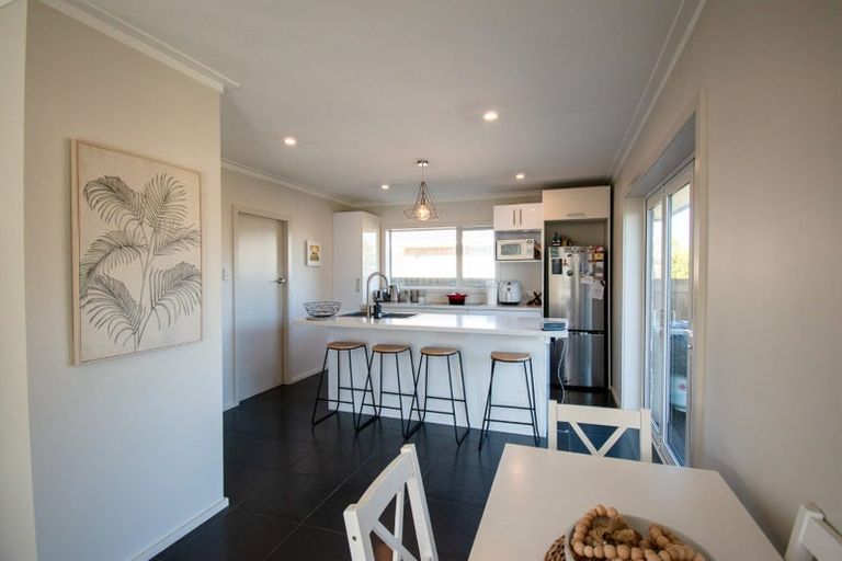 Photo of property in 4 Cromer Place, New Brighton, Christchurch, 8062