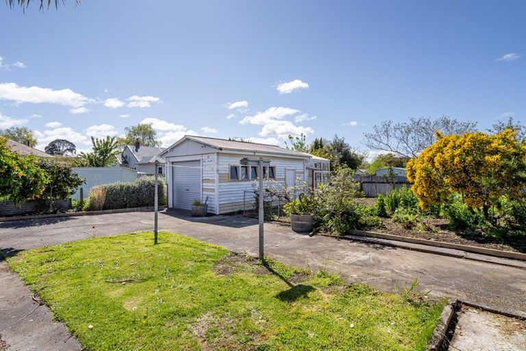 Photo of property in 32 Masters Crescent, Masterton, 5810