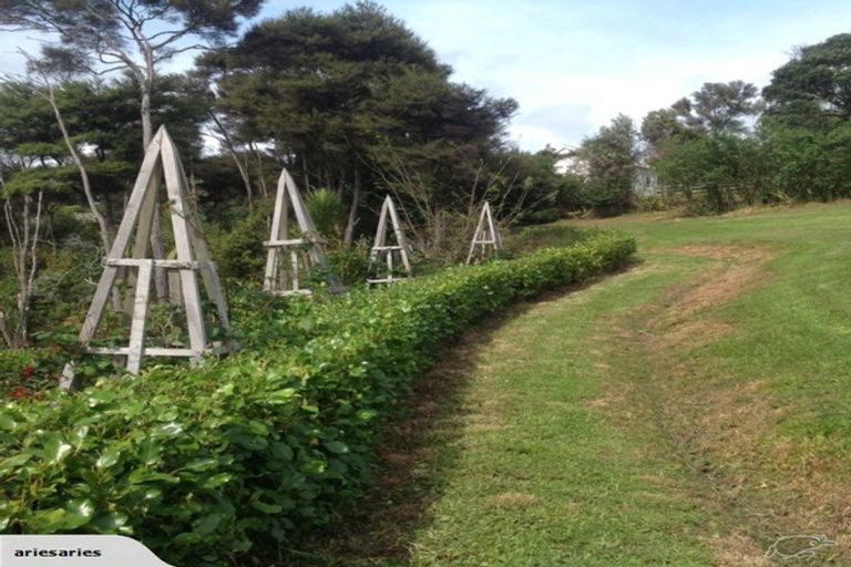 Photo of property in 29 Pinchgut Road, Kaukapakapa, 0873