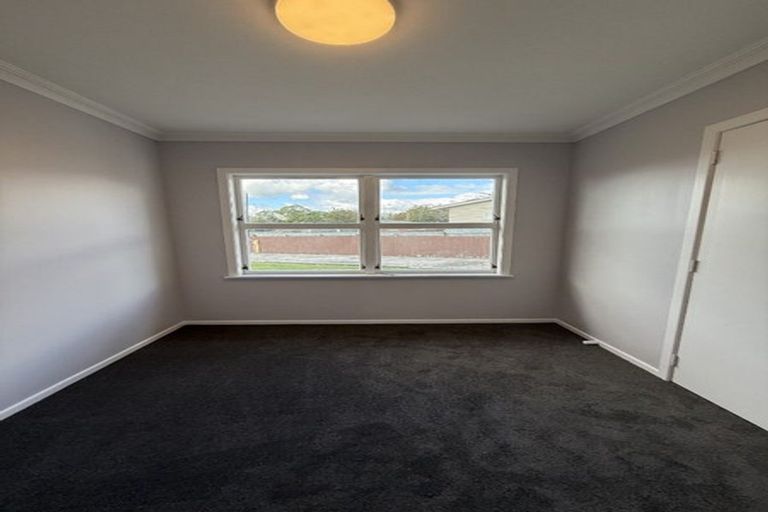 Photo of property in 10 Ross Street, Levin, 5510