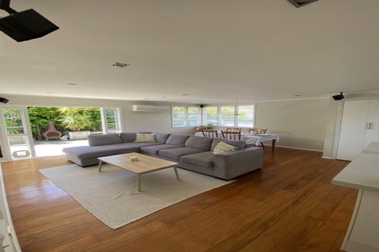 Photo of property in 1044a High Street, Avalon, Lower Hutt, 5011