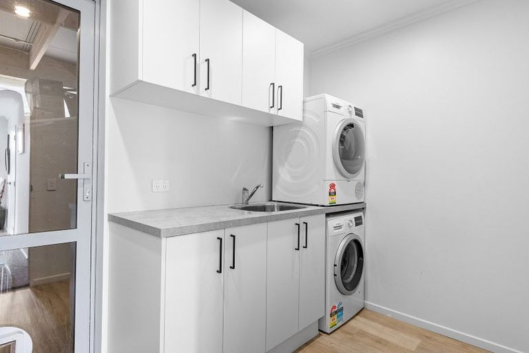 Photo of property in 27 Brugh Place, Andersons Bay, Dunedin, 9013