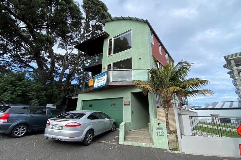 Photo of property in 112 Gladstone Road, Parnell, Auckland, 1052
