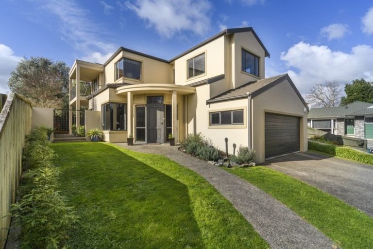 Photo of property in 6 Astrid Court, Awapuni, Palmerston North, 4412