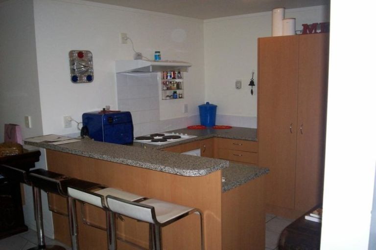 Photo of property in 79g Rangatira Road, Beach Haven, Auckland, 0626