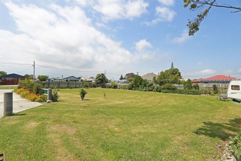 Photo of property in 20 King Street, Opunake, 4616