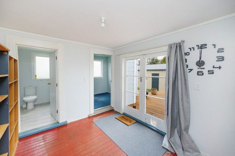 Photo of property in 6 Ngareta Street, Marton, 4710