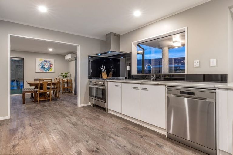 Photo of property in 9 Wright Grove, Levin, 5510