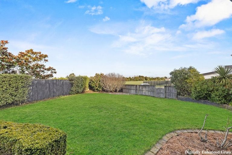 Photo of property in 11a Pinaster Place, Parklands, Christchurch, 8083