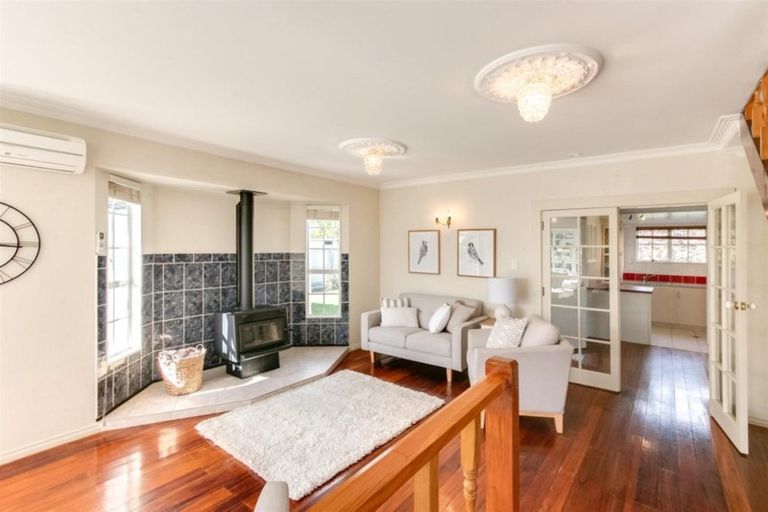 Photo of property in 5 Gow Avenue, Haumoana, 4102