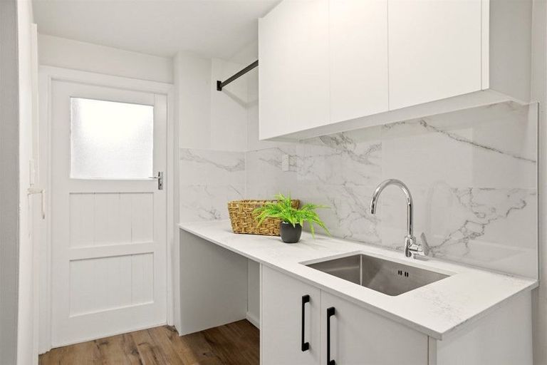 Photo of property in 61 Greers Road, Burnside, Christchurch, 8041