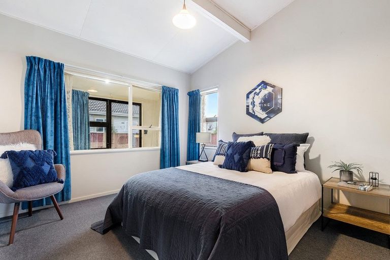 Photo of property in 2/23 Highsted Road, Bishopdale, Christchurch, 8053