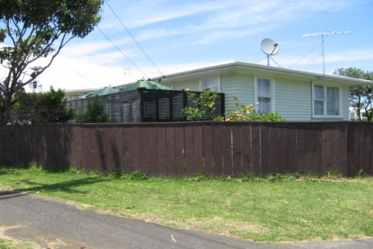 Photo of property in 31 Kapuka Road, Mangere Bridge, Auckland, 2022