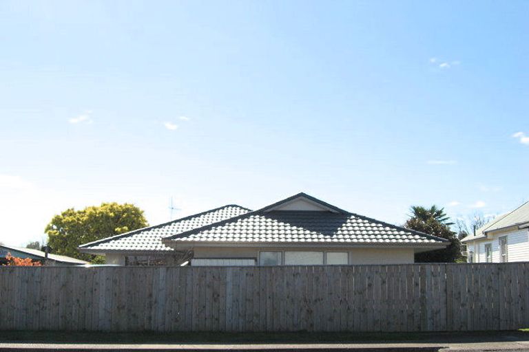 Photo of property in 1/16 Gaisford Terrace, Waipukurau, 4200