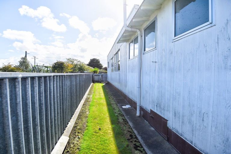 Photo of property in 12 Falkland Street, Whanganui East, Whanganui, 4500
