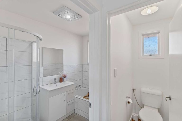 Photo of property in 2/170 Sawyers Arms Road, Bishopdale, Christchurch, 8053