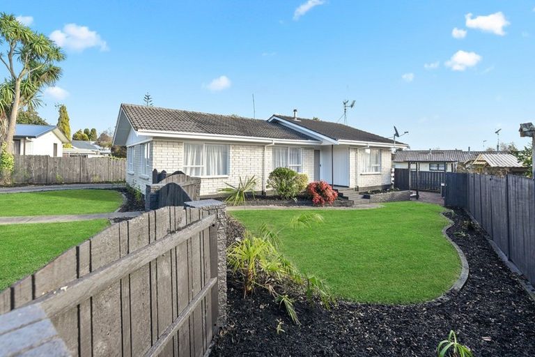Photo of property in 20 Cypress Crescent, Pukete, Hamilton, 3200