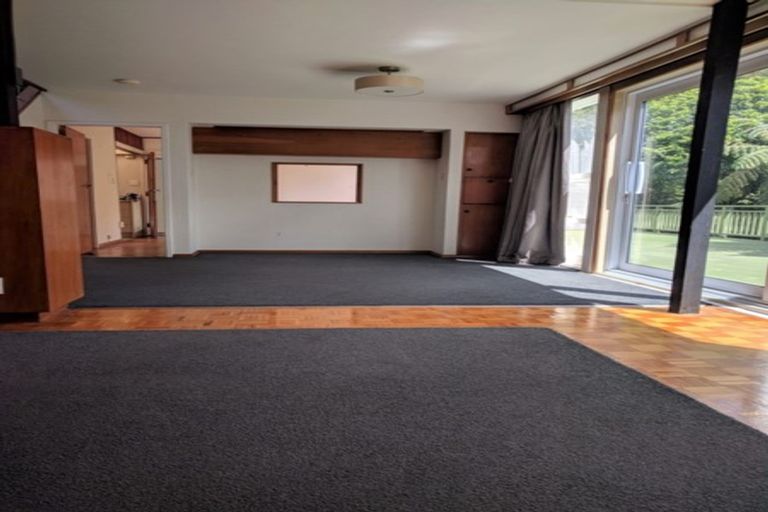 Photo of property in 44 Monaghan Avenue, Karori, Wellington, 6012