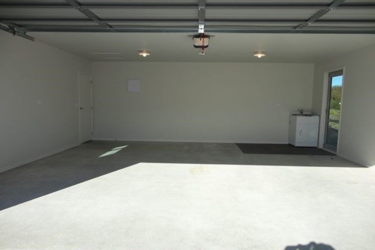 Photo of property in 300 Tauhara Ridge Drive, Richmond Heights, Taupo, 3330