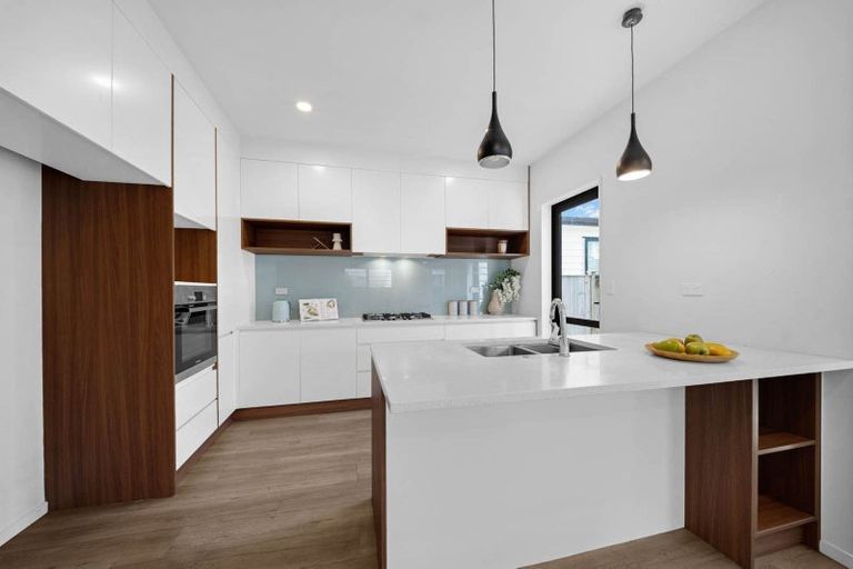 Photo of property in 68 Kano Way, Hobsonville, Auckland, 0616