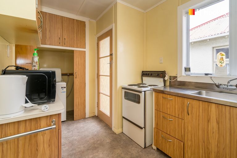 Photo of property in 182 Oxford Street, South Dunedin, Dunedin, 9012