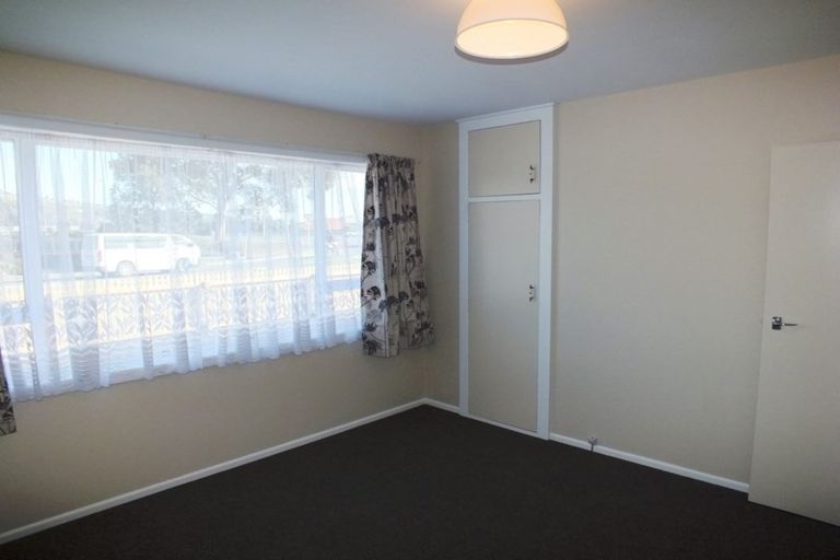 Photo of property in 853 Ferry Road, Woolston, Christchurch, 8023