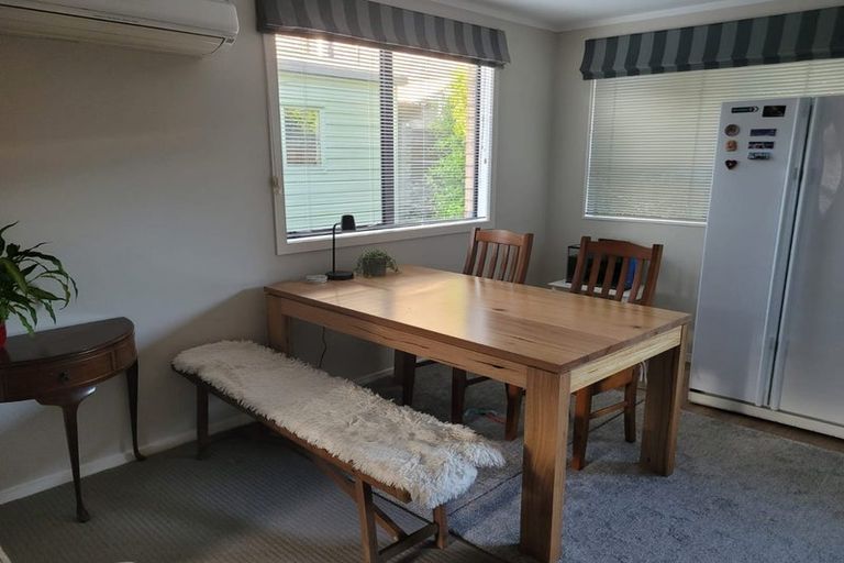 Photo of property in 1/23 Royal Road, Massey, Auckland, 0614