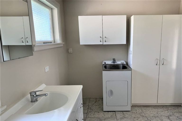 Photo of property in 1 Erskine Street, Winchester, 7985