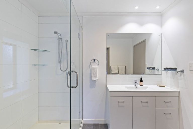 Photo of property in 1179 Devon Road, Bell Block, New Plymouth, 4373