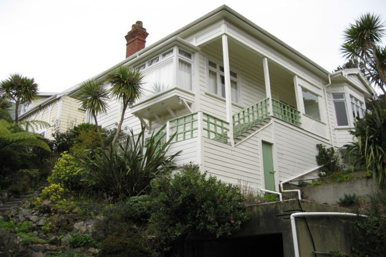 Photo of property in 12 Paisley Terrace, Karori, Wellington, 6012