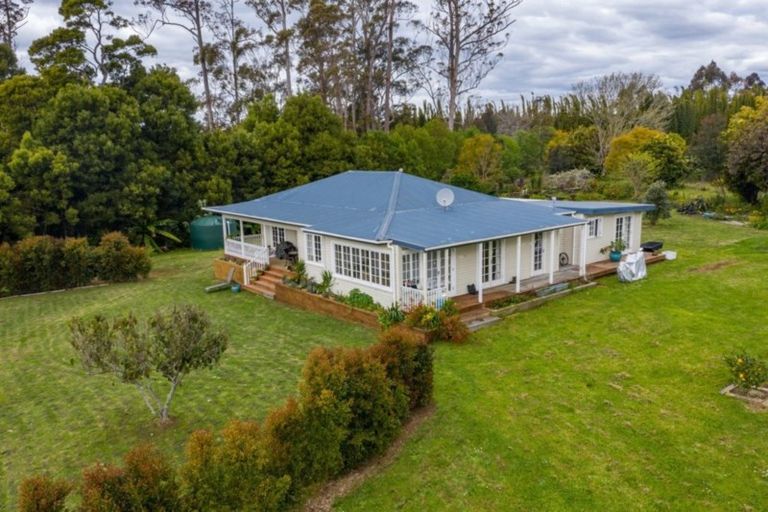 Photo of property in 25 Blue Gum Lane, Kerikeri, 0293