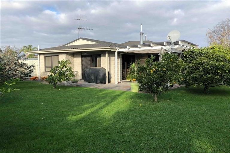 Photo of property in 34 Roskilda Crescent, Taradale, Napier, 4112