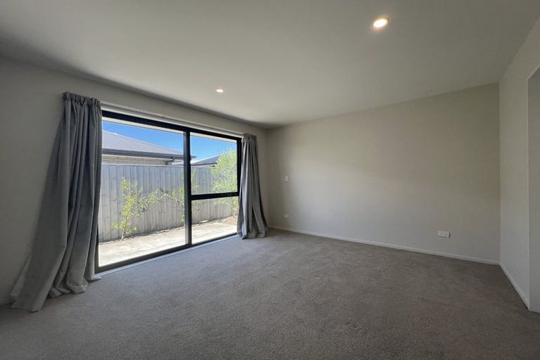 Photo of property in 19 Batchelor Place, Kaiapoi, 7630