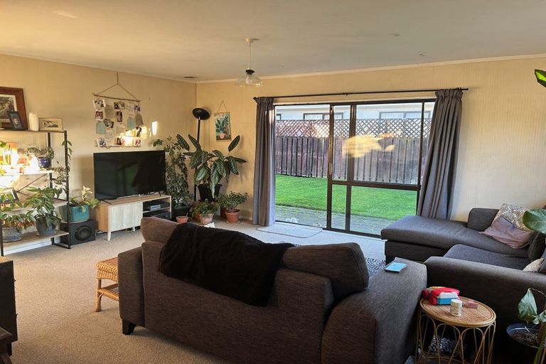 Photo of property in 3a Brook Street, Waiwhetu, Lower Hutt, 5010