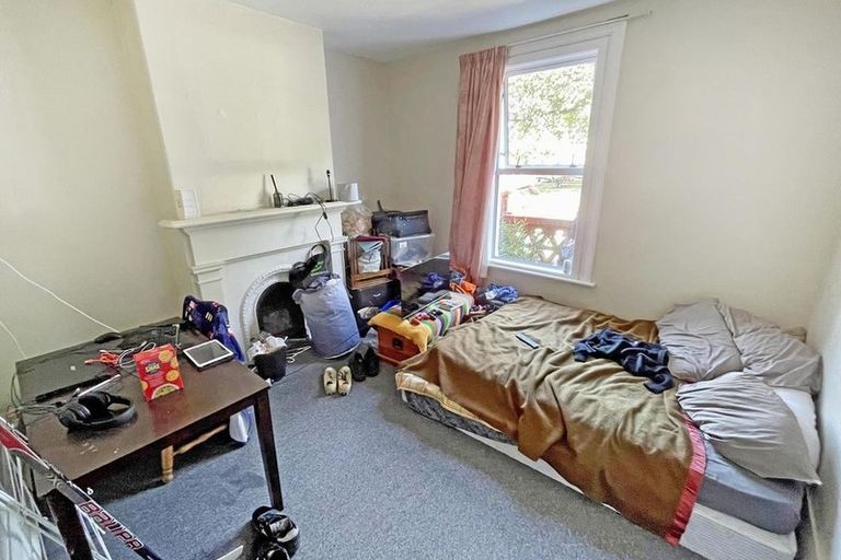 Photo of property in 54 Dundas Street, North Dunedin, Dunedin, 9016