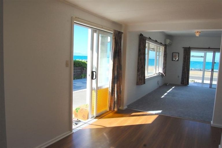 Photo of property in 49 The Esplanade, Westshore, Napier, 4110