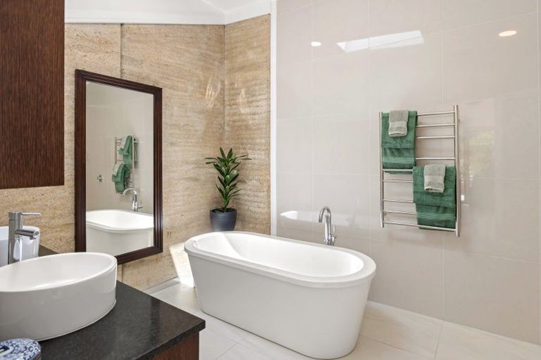 Photo of property in 12 Keridale Lane, Kerikeri, 0230