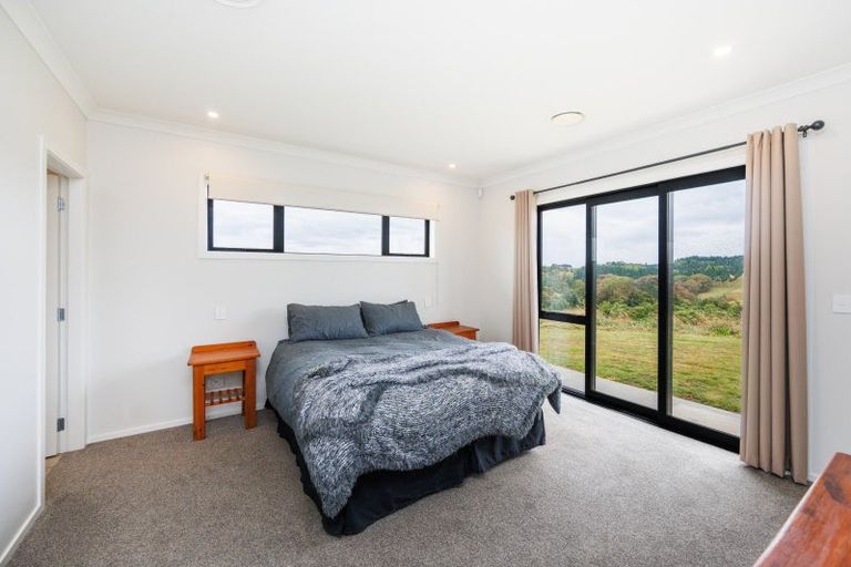 Photo of property in 46 Fry Road, Halcombe, Feilding, 4777