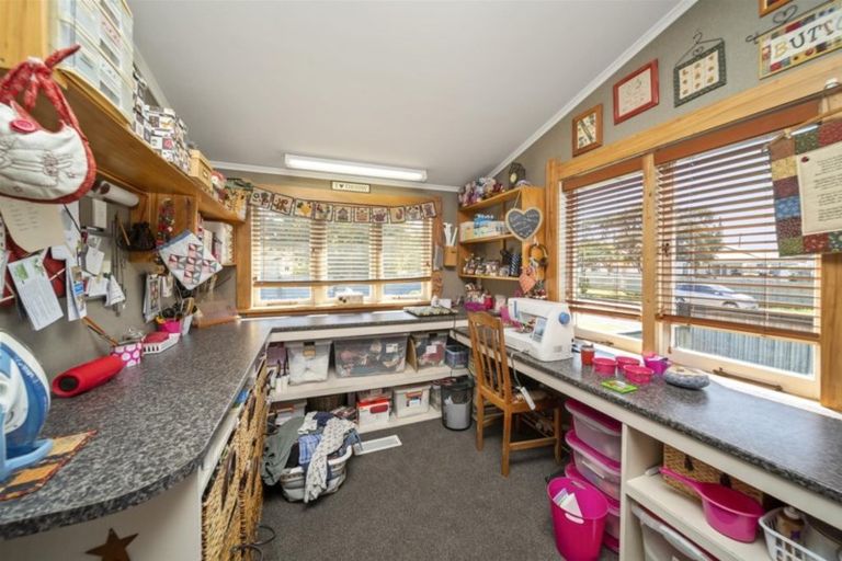 Photo of property in 81 Collins Street, Hawera, 4610