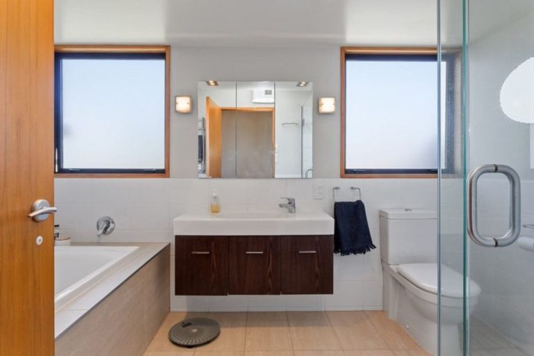 Photo of property in 23b Taylors Avenue, Bryndwr, Christchurch, 8052