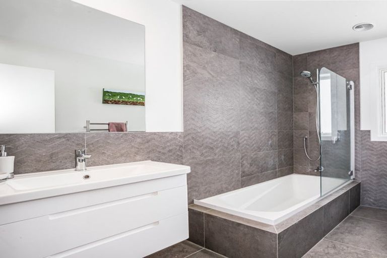 Photo of property in 20 Glide Lane, Whitby, Porirua, 5024