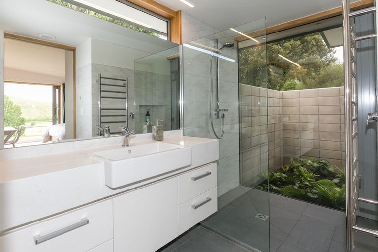 Photo of property in 1272 Tuki Tuki Road, Tuki Tuki, Havelock North, 4294