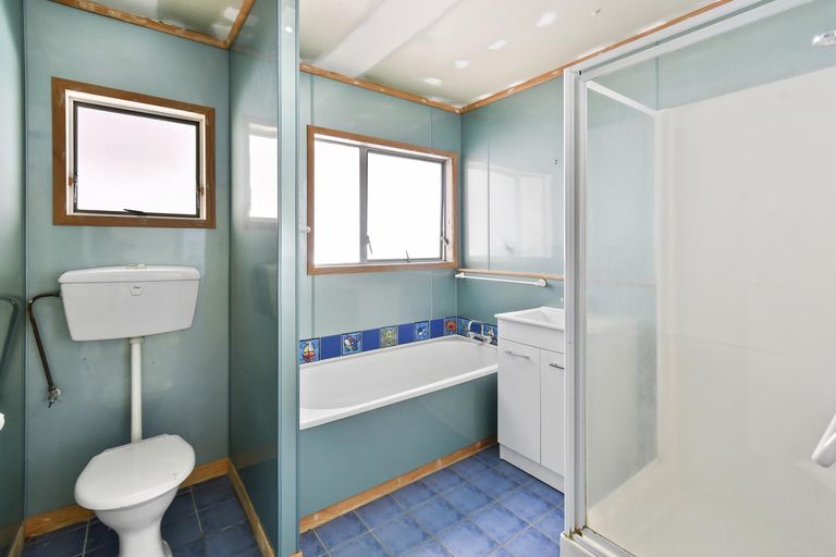 Photo of property in 68 Wellington Street, Pukekohe, 2120